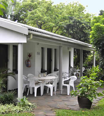 Duck Inn provides affordable B&B accommodation in Richards Bay, as well as family self catering accommodation